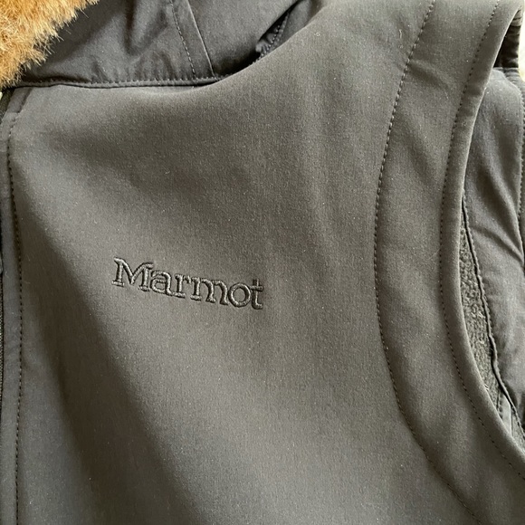 Marmot Faux Fur Hooded Gortex Vest M - Picture 4 of 10